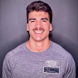 Meet your Posher, Simon